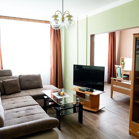 Hotel Cementar 흐라니체 외부 사진